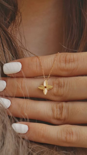 وزن گردنبند 1.100 گرم